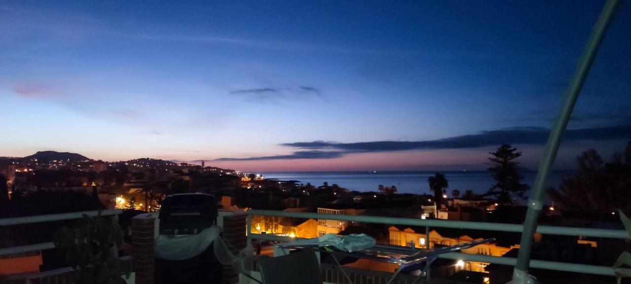 Penthouse Puerta De Pedregalejo Daire Málaga Dış mekan fotoğraf