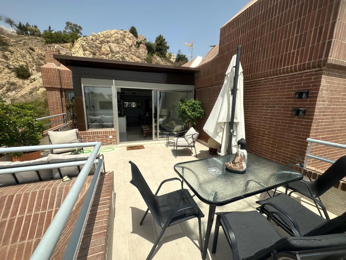 Penthouse Puerta De Pedregalejo Daire Málaga Dış mekan fotoğraf